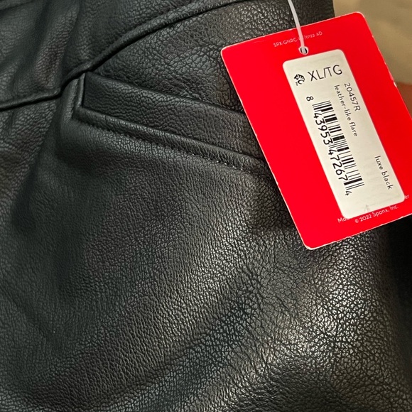 NWT SPANX! Leather-Like Flare Pant Legging Faux Leather Black Size: XL - Picture 9 of 11